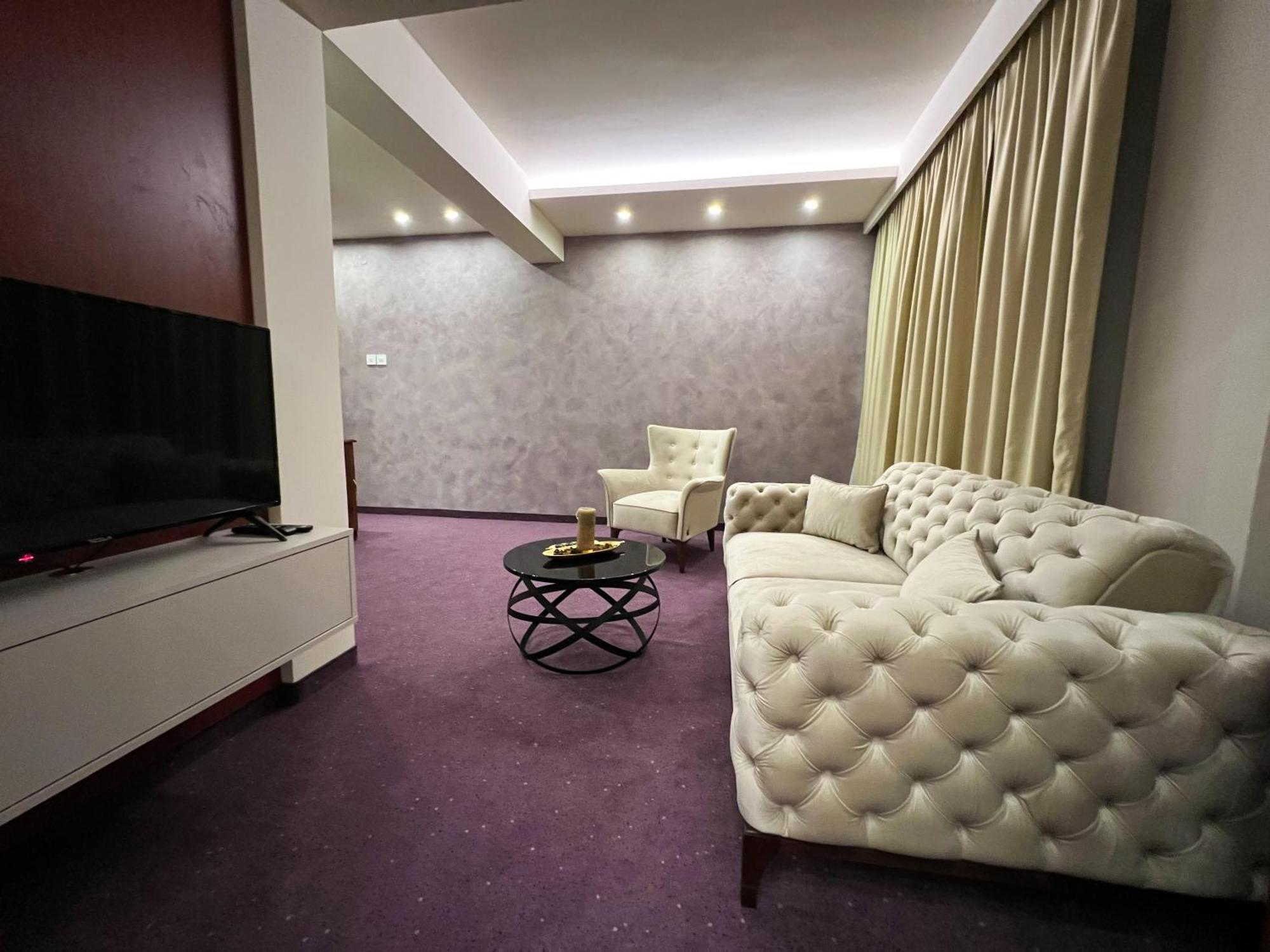 Hotel לקטסי מראה חיצוני תמונה